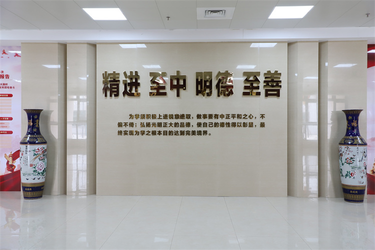 1-230423104JL18.jpg